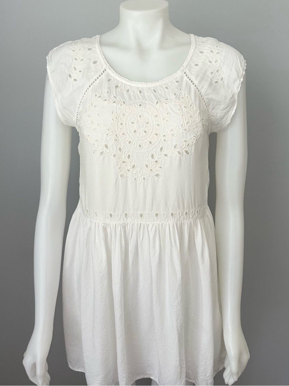 White Eyelet Cap Sleeve Summer Lightweight Dress - Boho / Vacation